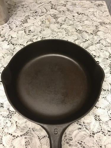Wagner Ware Cast Iron # 6 Skillet (1935-59)