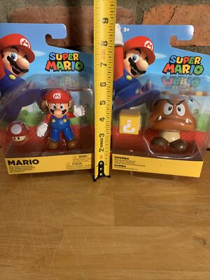 LOT (2) Jakks Pacific 4  MARIO w/ MUSHROOM & GOOMBA w/ QUESTION BLOCK Nintendo