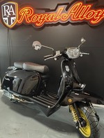 Royal Alloy GP 350 MT Automatic Classic Scooter Black/Gold 