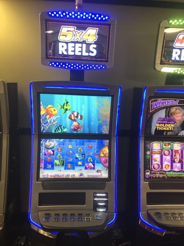 WMS BB3 BLADE GOLD FISH 3 WORKING SLOT MACHINE