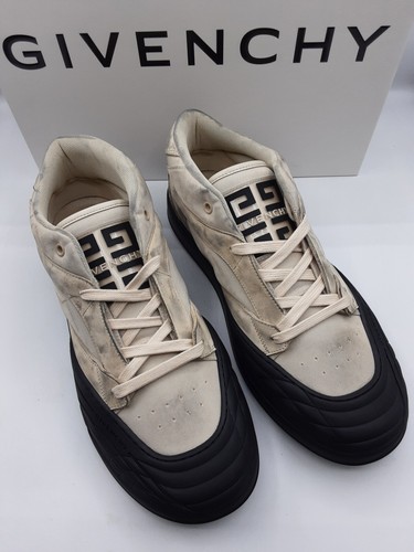 【関税＆送料込み】Givenchy 'Skate' Sneakers Givenchy Skate sneakers in leather ¥155,146 JPY - Biffi
