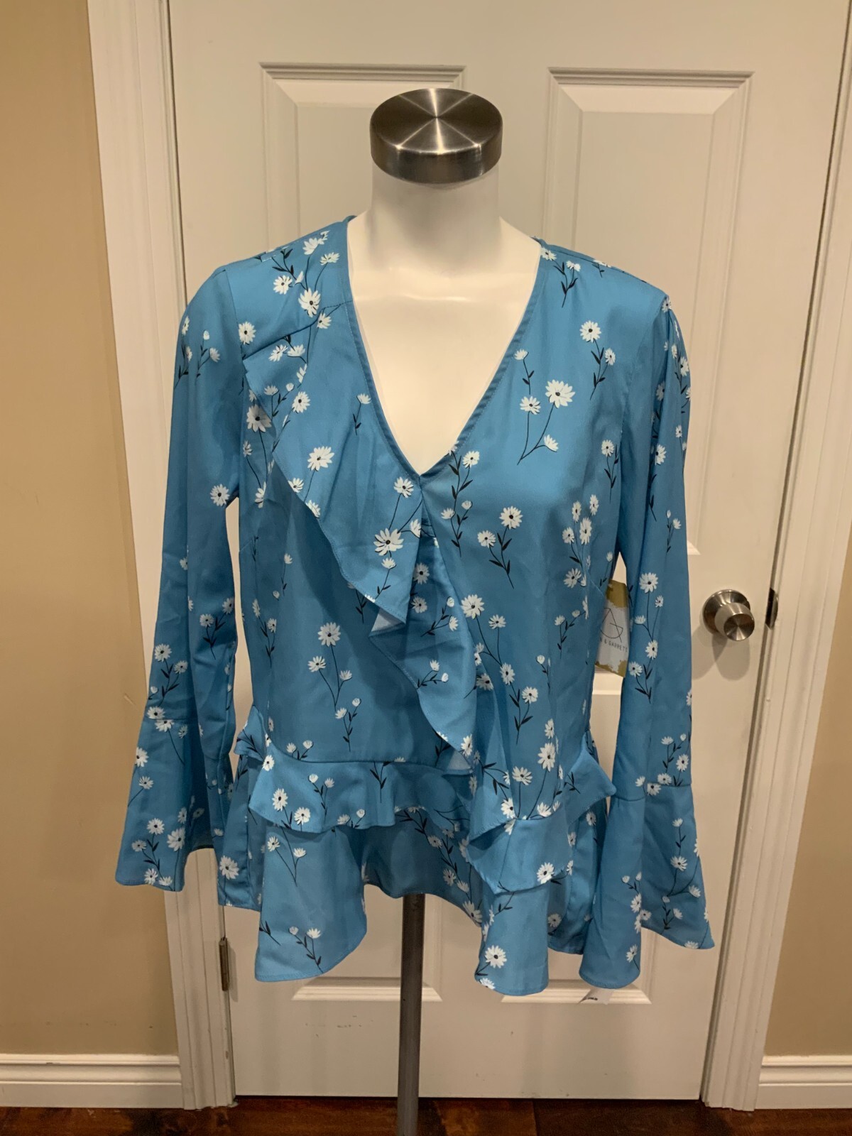 トップス Blue Parker 💙 PARKER Blue Floral Print Tie Neck Smocked Waist Puff Long