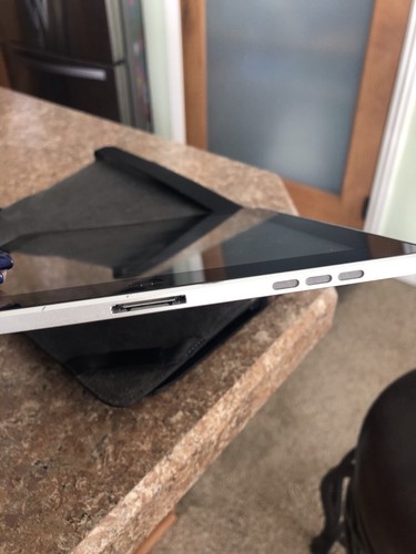 APPLE IPAD 1st GENERATION - 32GB - WIFI ONLY (A1219)