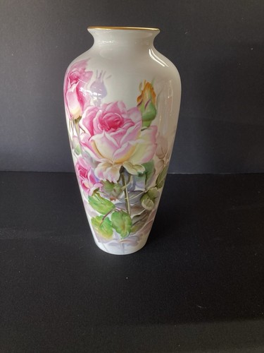 To Venus 98 N.Y USA 現代アート 額装　サインあり　箱あり Global Views Italy White Porcelain Vase w/ Asian Figurine