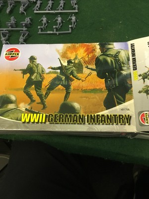 AIRFIX WWII GERMAN INFANTRY 1:72 SCALE A01705 Used But In Great Condition
