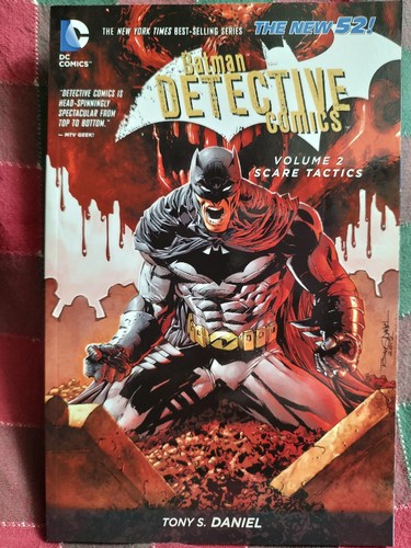 Batman - Detective Comics #2 (DC Comics, June 2013) paper