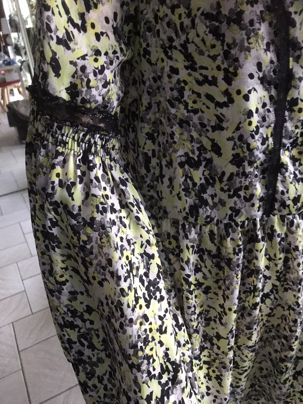 Jolie Robe Morgan Authentique  Taille 4o