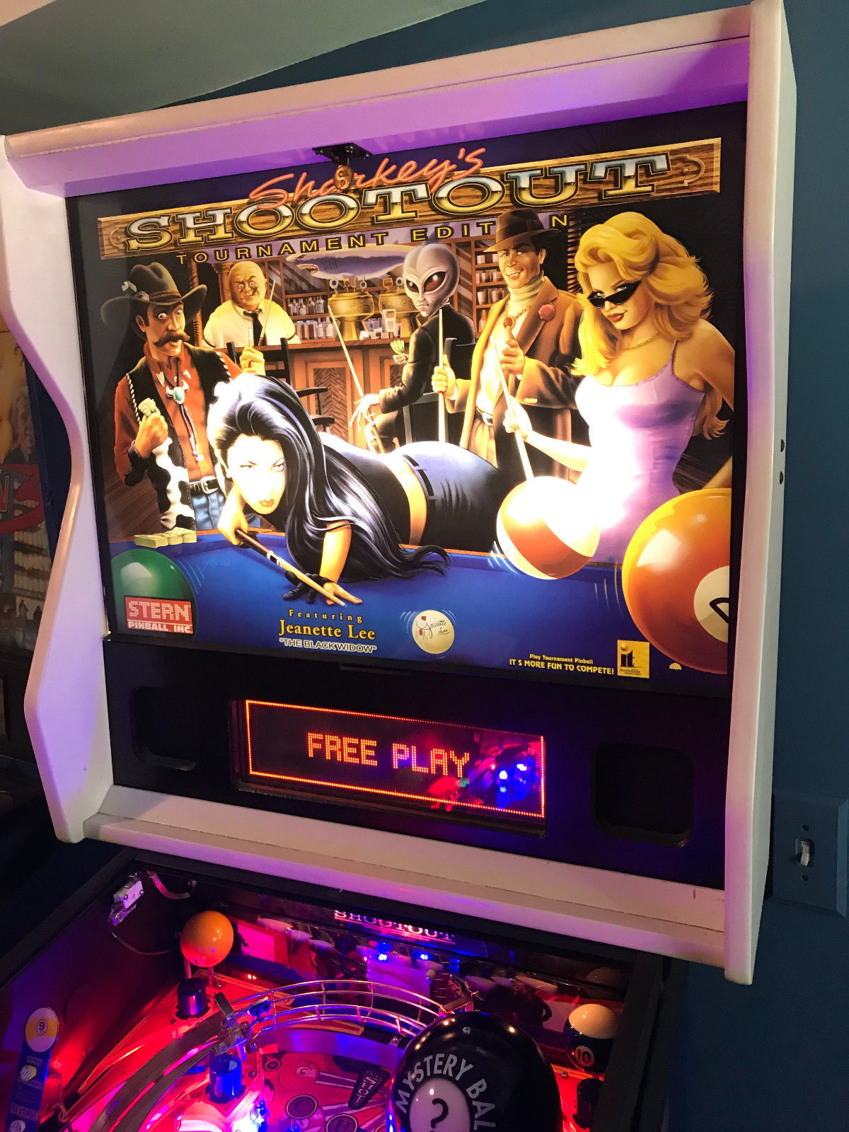 Sharkey's Shootout Pinball Machine Made By Stern (Only 800 built and Excellent)