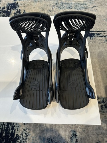 Bindings - Black