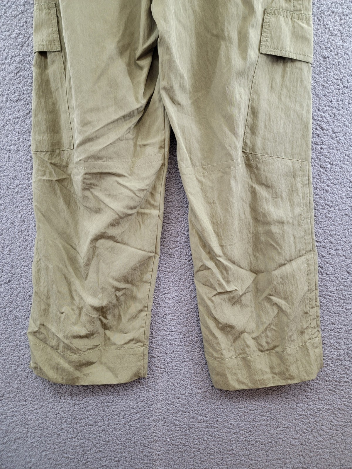 Vince Mid-Rise Fluid Cargo Pants Women 10 Earthly Zip Fly with Button Closure - Picture 14 of 18