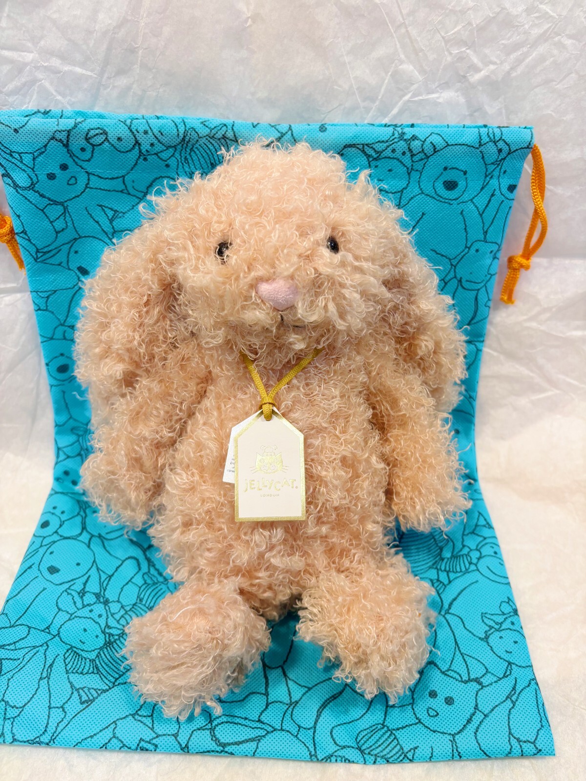 廃盤　新品　日本限定　Bashful Curlie Bunny Medium 廃盤 新品 日本限定 Bashful Curlie Bunny Medium - メルカリ