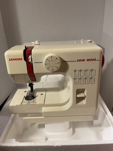 JANOME “SEW MINI” COMPACT PORTABLE MINIATURE SEWING MACHINE