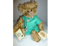 surgeon teddy bear
