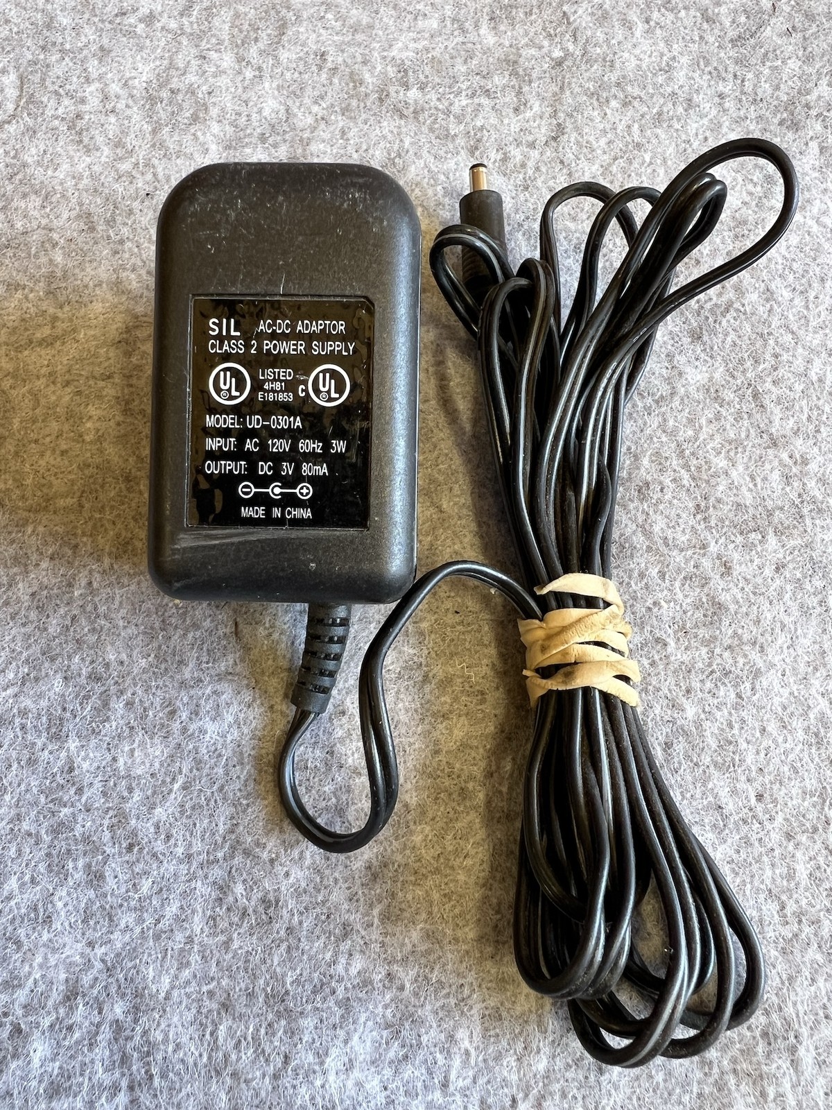 SIL UD-0301 AC DC Adaptor 3V Class 2 Power Supply Cord Plug