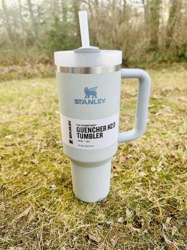 Stanley Adventure Quencher H2.0 Insulated Stainless Steel Stanley Adventure Quencher H2.0 Insulated Stainless Steel