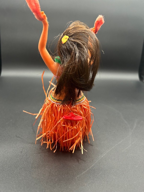 Vintage Plastic & Tin Hawaiian Hula Girl Dancer Doll Figure