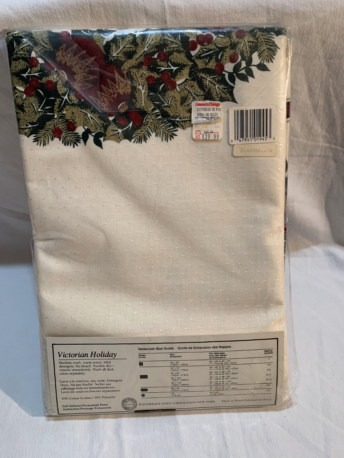 Victorian Holiday Tablecloth Oval 60x84 SUNWEAVE LINEN Perm Press Scotchgard NEW