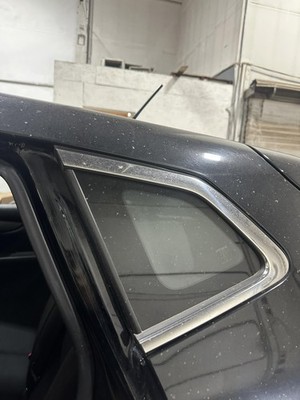 17 18 19 20 21 22 NISSAN ROGUE SPORT Rear Quarter Window Glass Driver Left