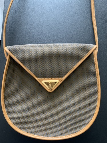 Yves Saint Laurent クラッチバッグ ヴィンテージ 白 ベージュ Yves Saint Laurent - YVES SAINT LAURENT イヴ・サンローラン