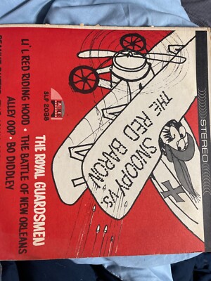 vinyl records snoopy vs red baron
