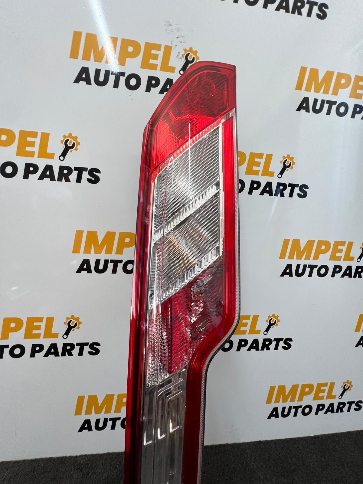 FORD TRANSIT CUSTOM VN 09/2013-08/2023 LEFT TAILLIGHT IN BODY - thumbnail 5