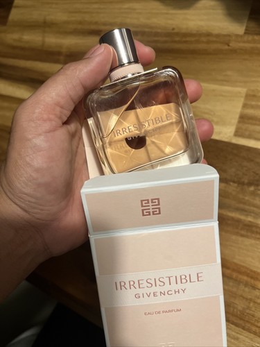 Givenchy Irresistible オードパルファム 50mL Amazon.com : Givenchy Irresistible Eau De Parfum Spray for