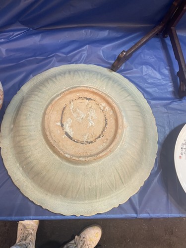 Chinese large celadon longquang plate diameter : 13.5 inches Yuan / ming Dynasty
