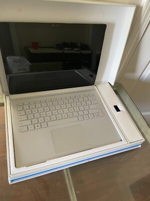 Microsoft Surface Book Core i5 2.4GHz 8GB RAM 256GB W10P GeForce GPU TOUCHSCREEN