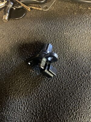 N14 Cummins Injector Pass Thru Connector P/N 3824010 OEM Brand New