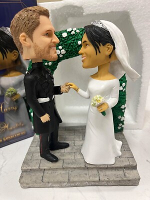 Royal Wedding 2018 Prince Harry and Meghan Markle Bobblehead Limited Edition Na