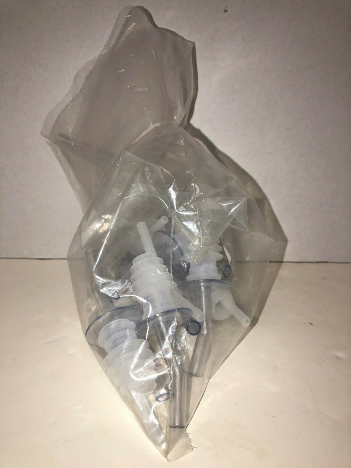 New Spill-Stop 320-00 Whiskeygate Clear Liquor Pourer (12 Pack) NEW -W