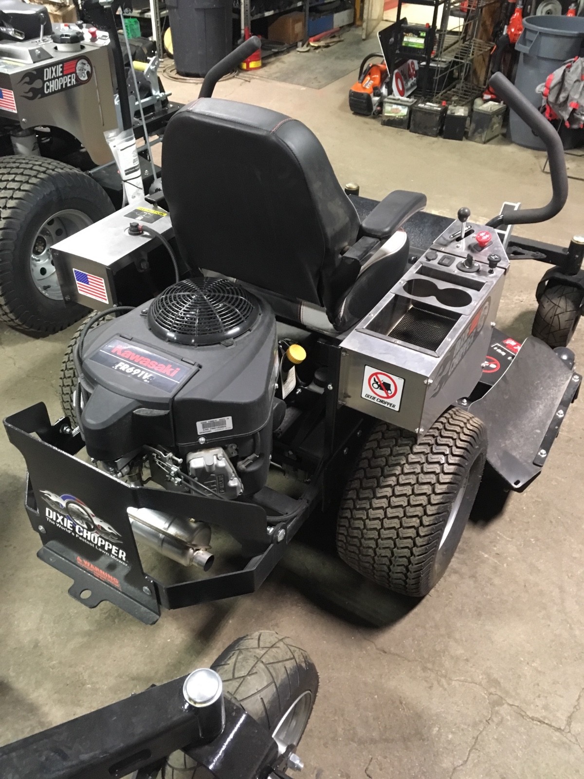 NEW 2017 DIXIE CHOPPER ZEE 2 - 2354 23HP KAWASAKI - ONLY ONE AVAILABLE!