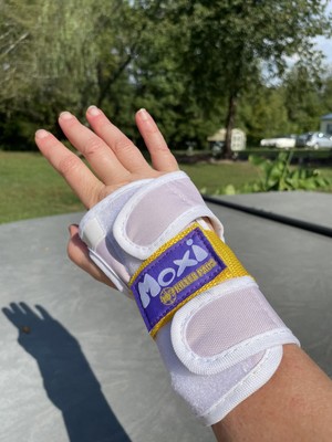 187 Killer Pads Moxi Super Pair of Adult Pad SizeSmall  Wrist Guards - Lavender