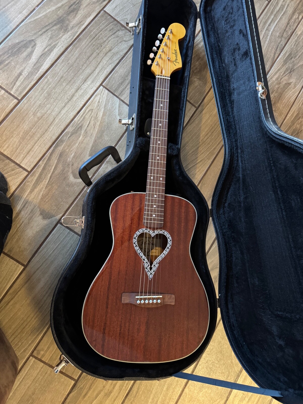 Fender アコースティックギター　ALKALINE TRIO Fender Alkaline Trio Malibu California Series Acoustic