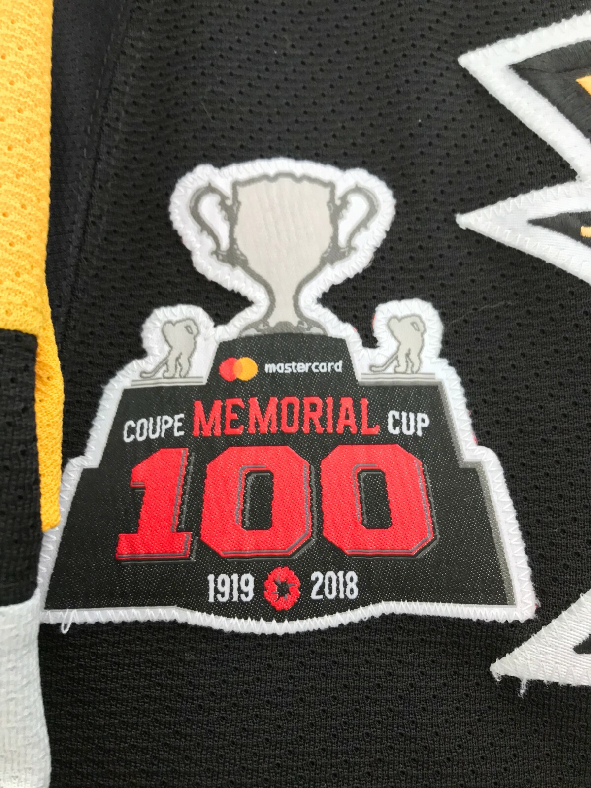 17/18 Hamilton Bulldogs Game Used Worn Memorial Cup OHL Championship Jersey