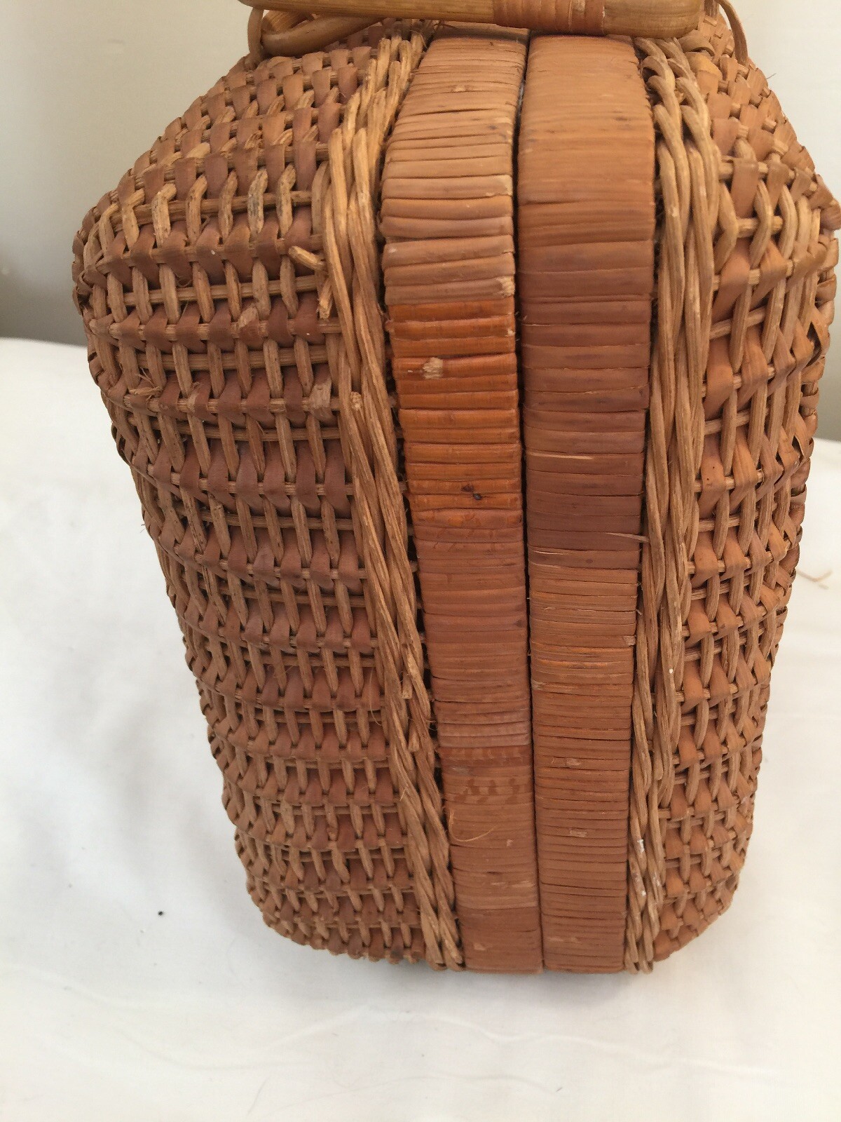Wicker Rattan Woven Picnic Basket  Storage Decorative Suitcase