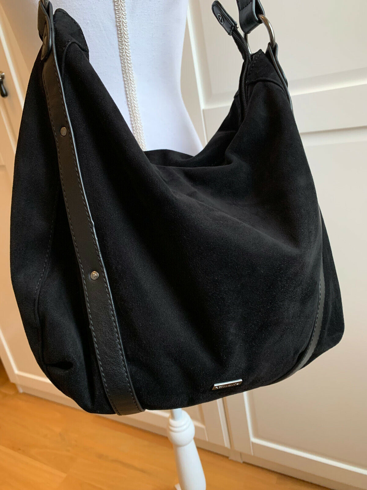 Geräumige Tasche von TAMARIS * Schwarz * Handtasche * Hobo Bag