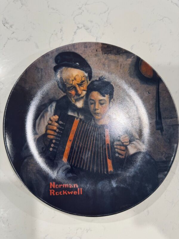 Norman Rockwell Plate Vintage Knowles The Music Maker Rockwell Original