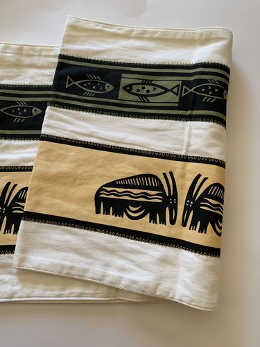 Table Runner 12 x 56 Alaska design fish buffalo rectangular quilted