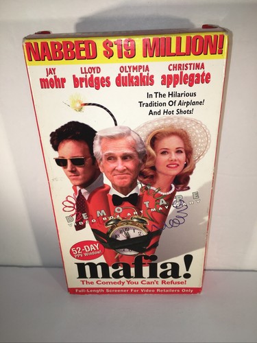 Mafia VHS Jay Mohr Christina Applegate Lloyd Bridges Dukakis