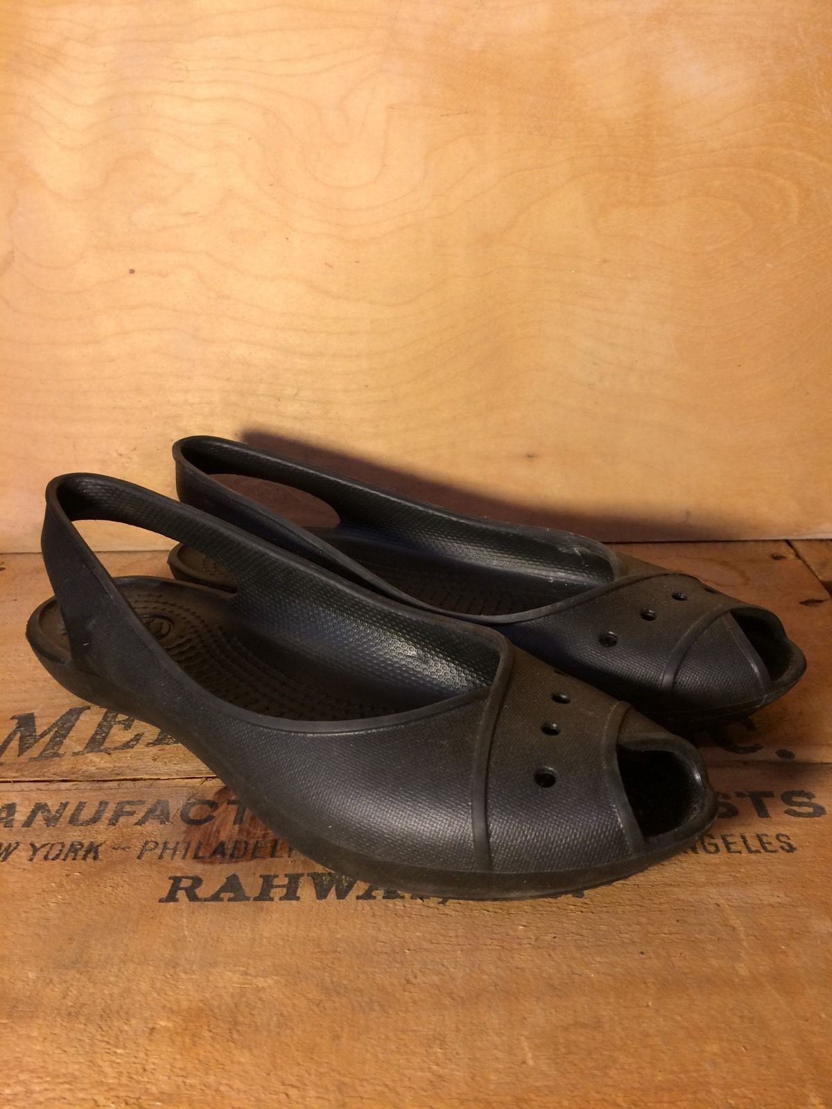 Rubber Flats and Oxfords for Women
