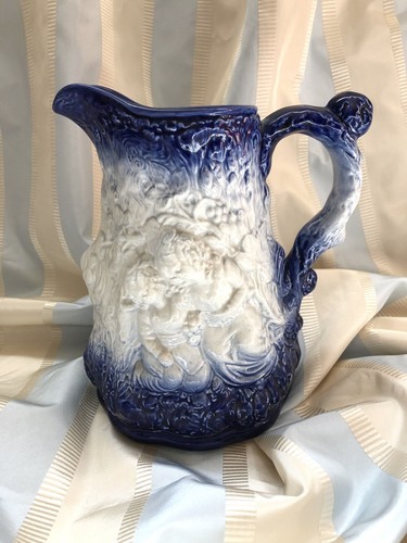 バーレイ  Burleigh The Story of a Pottery 本 Burleigh Book: The Story Of A Pottery by Julie McKeown