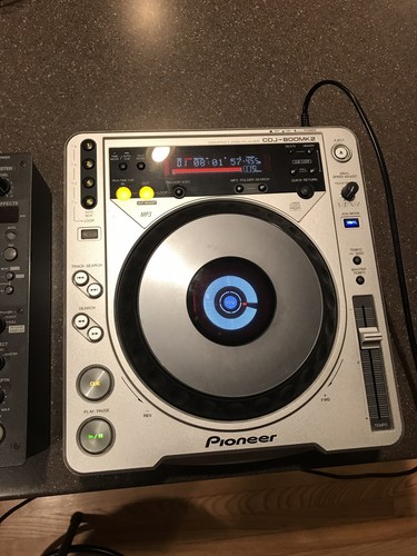 2 Pioneer CDJ-800MK2 Digital Turntables & DJM-400 Mixer Bose Headphones Lot NICE