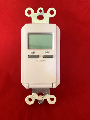 Utilitech Digital Residential Hardwired Lighting Indoor Time Switch TM097 (16H)