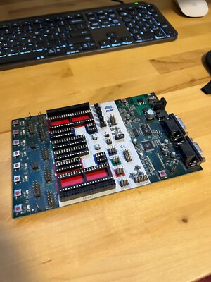 ATMEL AVR STK500 Development And Programming Board