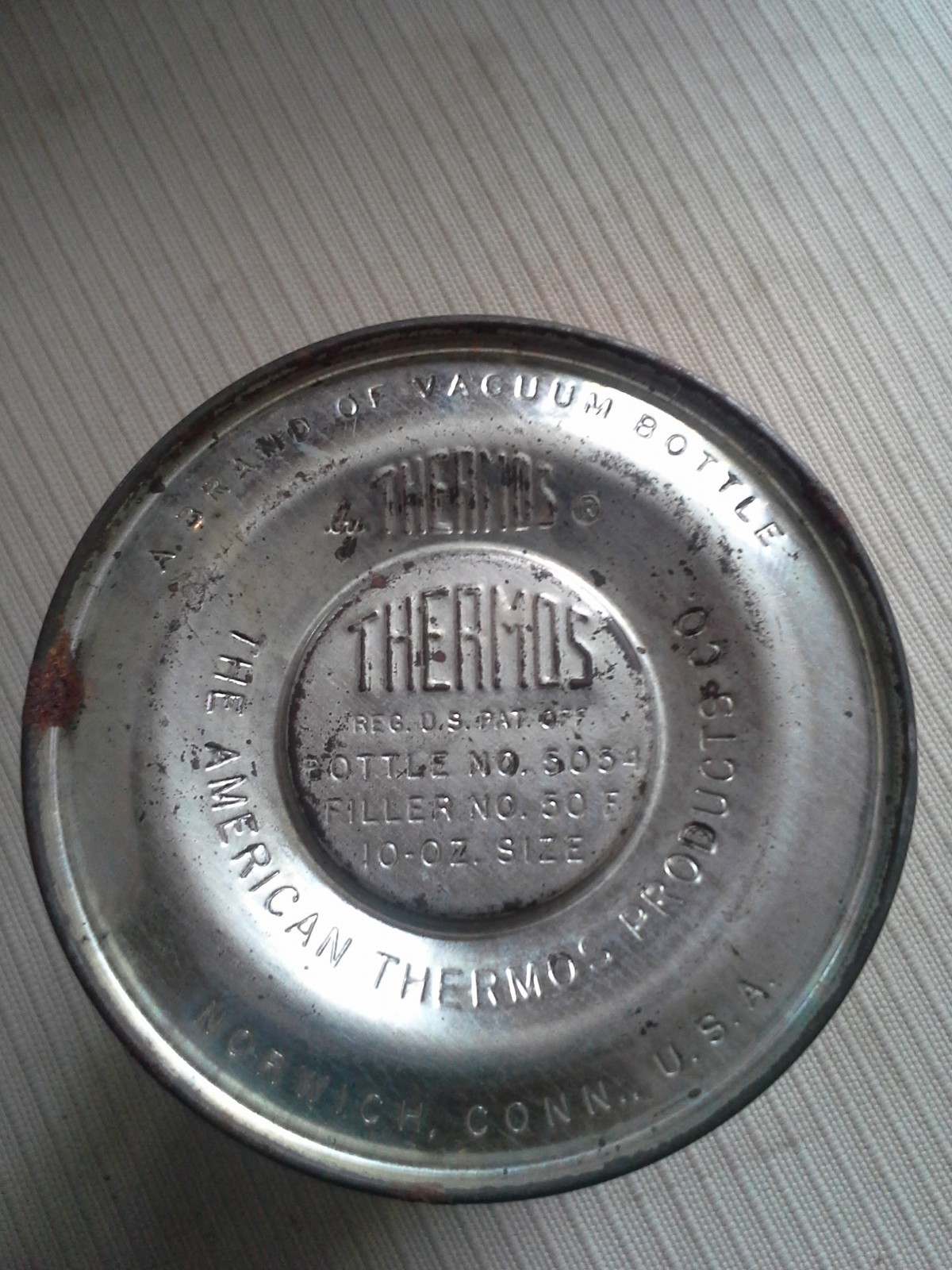Vintage Thermos Brand Product Thermos vacume seal
