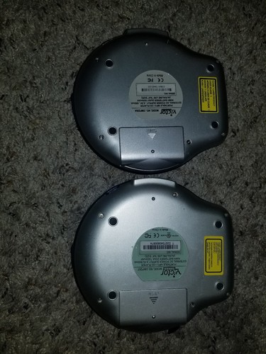 Free ship Victor Reader VIBE & WAVE MP3-CD Player LOT OF 2