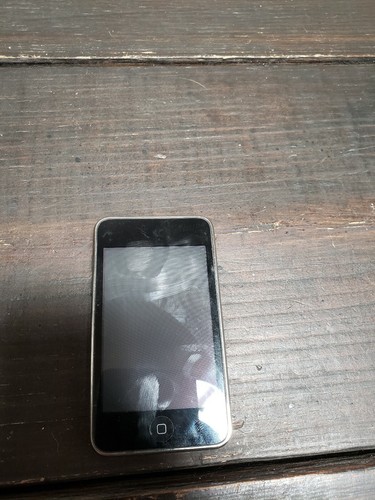 iPod Touch Model A1288 16GB 2nd Gen