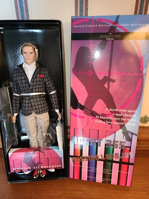 PROFESSOR YOUNG MARIUS LANCASTER  FASHION ROYALTY INTEGRITY TOYS +NRFB