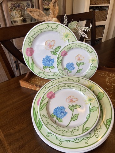 Of Green And White Floral Melamine Dishes Summer  Outdoor Di